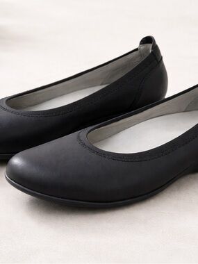 Dansko Black Leather Ballet Flats Women’s Size EU 40 US 9 - 9.5 Comfort Classic